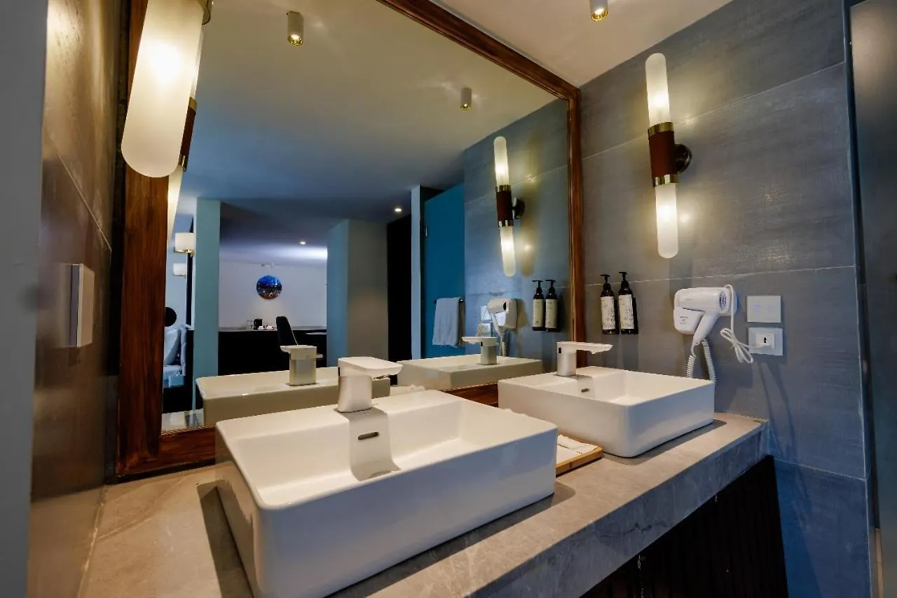Hotel Patan Square - 2 Km From Patan Durbar Square 5*, Lalitpur